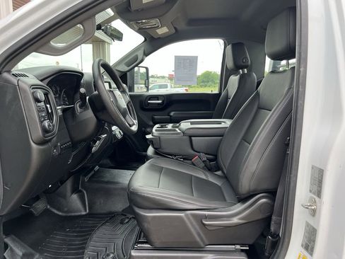 Used 2020 Chevrolet Silverado 2500 W/T AWD/4WD image 11