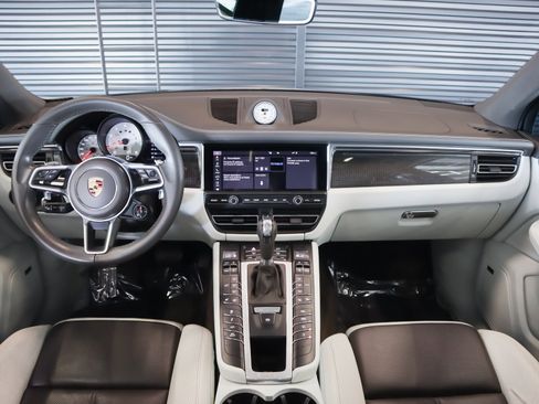 Certified 2021 Porsche Macan GTS AWD/4WD image 12