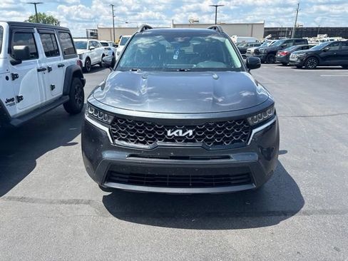 Used 2022 Kia Sorento S w/ Panoramic Sunroof Package AWD/4WD image 10