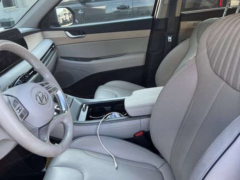 Used 2024 Hyundai Palisade Limited AWD/4WD image 6