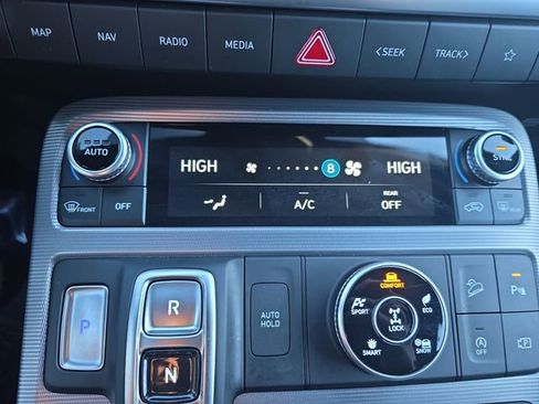 Used 2023 Hyundai Palisade Calligraphy w/ Cargo Package image 36