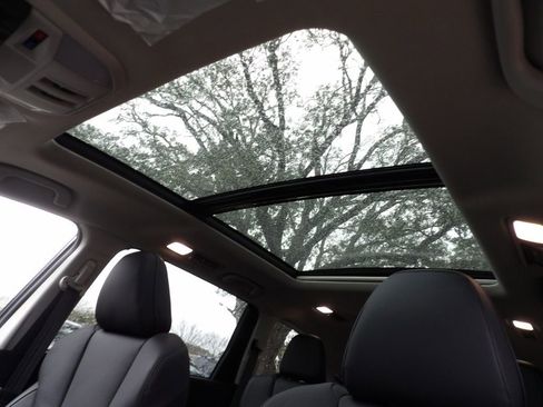 New 2026 Subaru Ascent Limited image 16