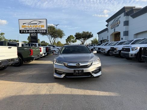 Used 2016 Honda Accord EX image 42