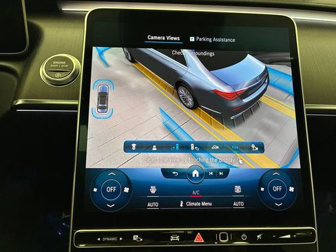 Used 2022 Mercedes-Benz S 580 4MATIC Sedan w/ AMG Line Package image 22