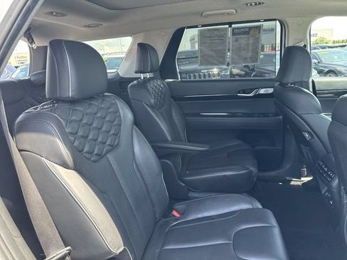 Used 2021 Hyundai Palisade Limited w/ Cargo Package AWD/4WD image 18