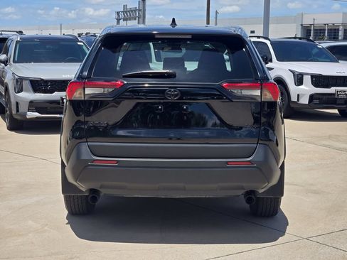 Used 2025 Toyota RAV4 LE FWD image 13