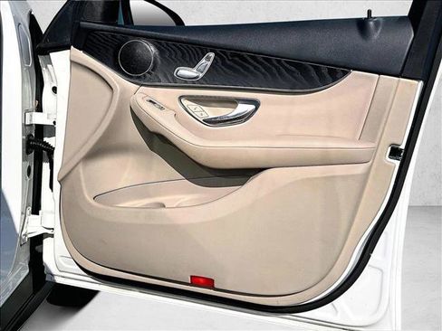 Used 2018 Mercedes-Benz GLC 300 image 19