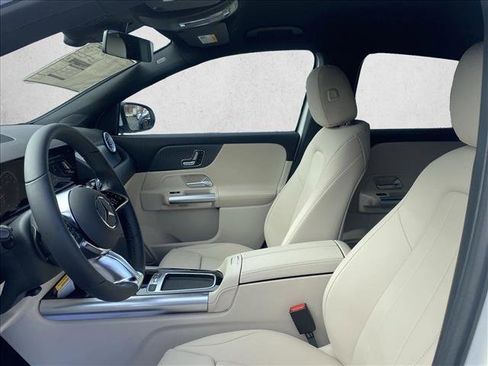 Certified 2025 Mercedes-Benz GLA 250 image 15