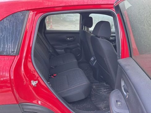 Used 2023 Honda HR-V Sport image 8