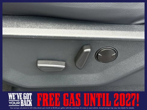 New 2026 Ford F250 Lariat w/ Black Appearance Package AWD/4WD image 17