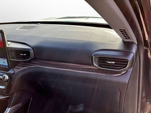 Used 2023 Ford Explorer Limited w/ Hybrid Equipment Group 310A image 22