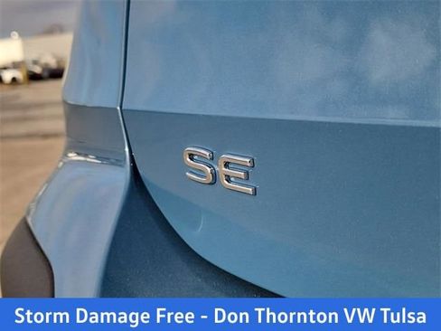 New 2026 Volkswagen Taos SE image 5