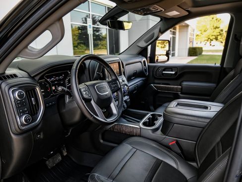 Used 2022 GMC Sierra 3500 Denali w/ Technology Package image 33