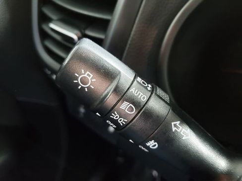 Used 2019 Kia Soul + image 15