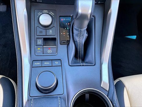 Used 2015 Lexus NX 200t FWD image 33