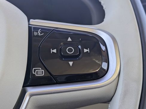 New 2026 Volvo XC60 B5 Ultra w/ Protection Package Premier AWD/4WD image 36