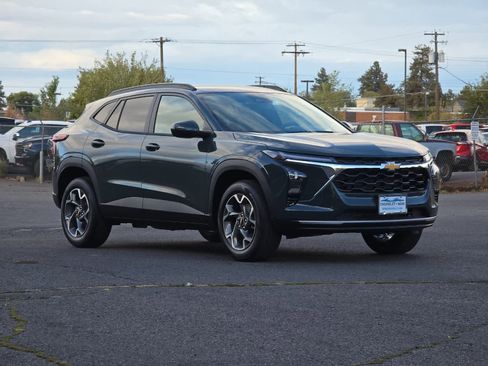 New 2026 Chevrolet Trax LT image 9