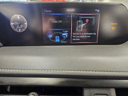 Used 2021 Lexus UX 250h w/ Accessory Package (Z1) image 17