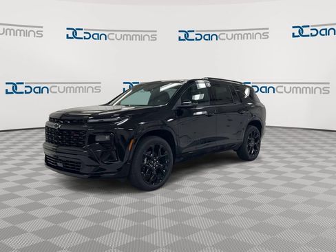 New 2026 Chevrolet Traverse RS w/ LPO, Floor Liner Package AWD/4WD image 4