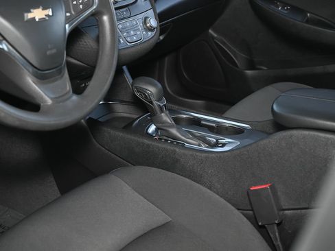 Used 2023 Chevrolet Malibu LT FWD image 36