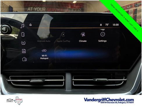 Certified 2025 Chevrolet Trax RS w/ Driver Confidence Package FWD image 29