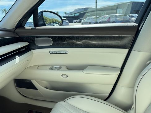 Used 2024 Genesis G90 3.5T image 16