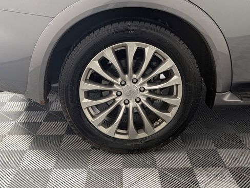 Used 2016 INFINITI QX80 4WD w/ Deluxe Technology Package image 13