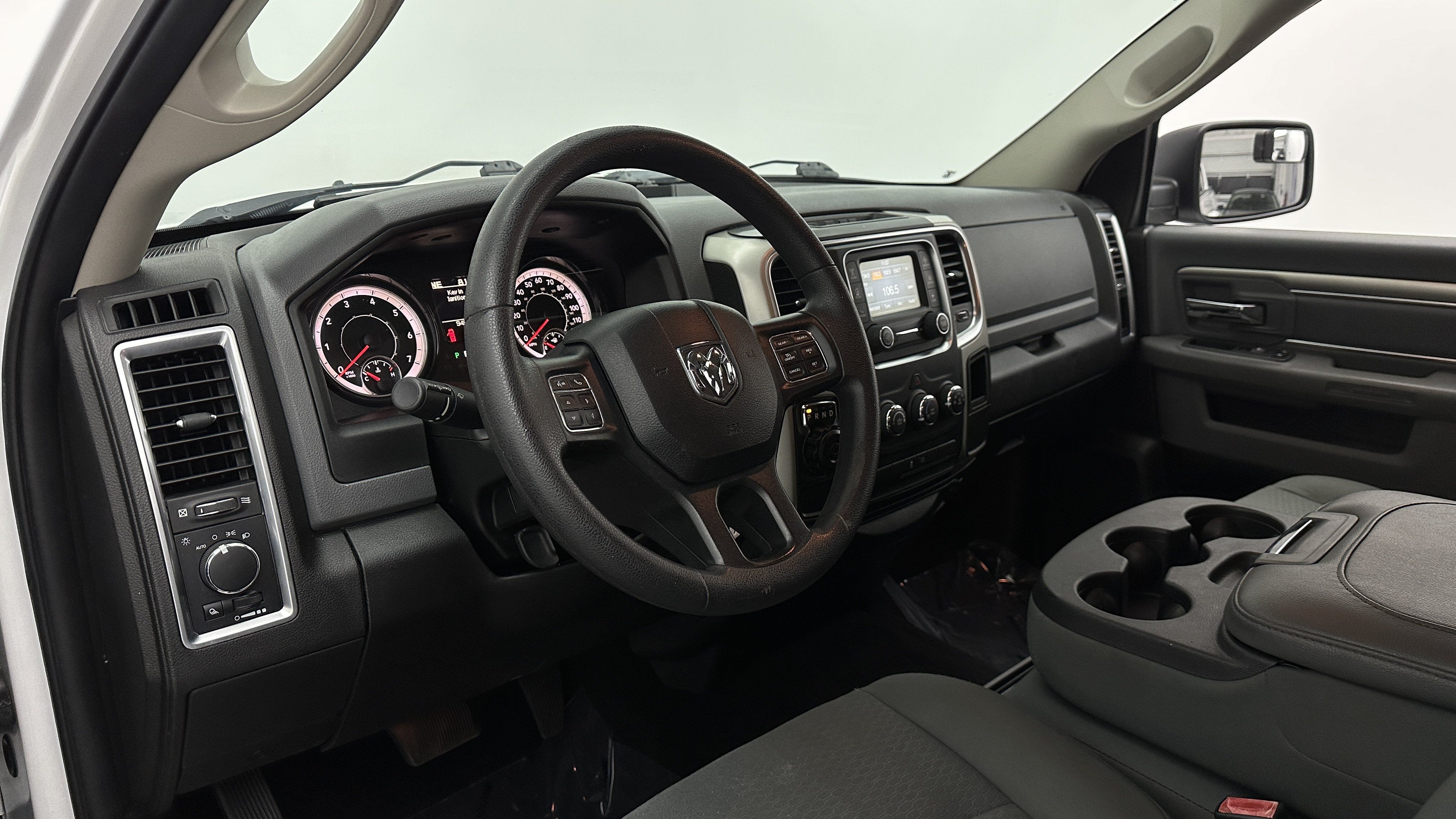 Used 2020 RAM 1500 Classic SLT RWD image 11