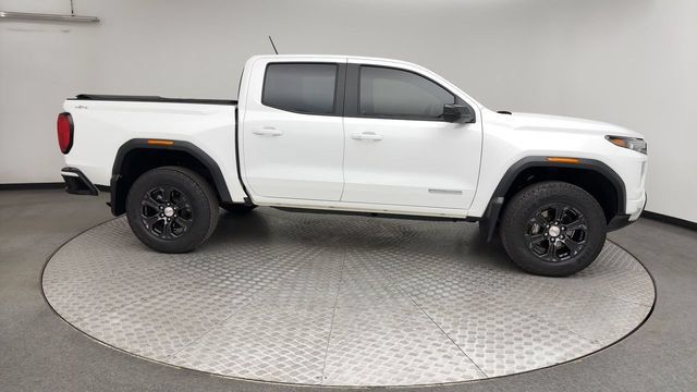 Used 2024 GMC Canyon Elevation w/ Convenience Package AWD/4WD image 9