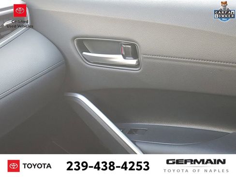 Certified 2022 Toyota Corolla Cross XLE image 27