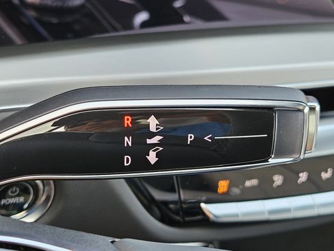 New 2025 Cadillac Lyriq Luxury image 30