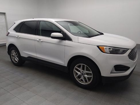 Used 2024 Ford Edge SEL image 11