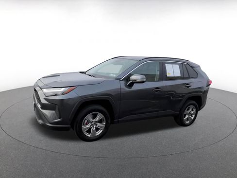 Used 2025 Toyota RAV4 XLE image 7