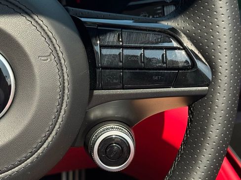 Used 2024 Maserati GranCabrio Trofeo image 50