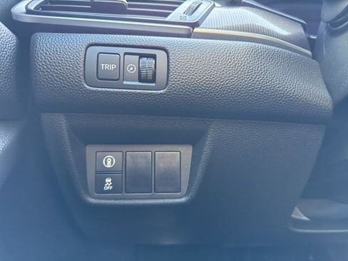 Used 2018 Honda Accord Sport image 19