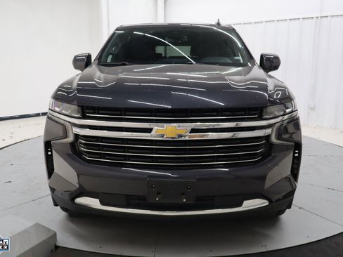 Used 2024 Chevrolet Suburban LT image 9