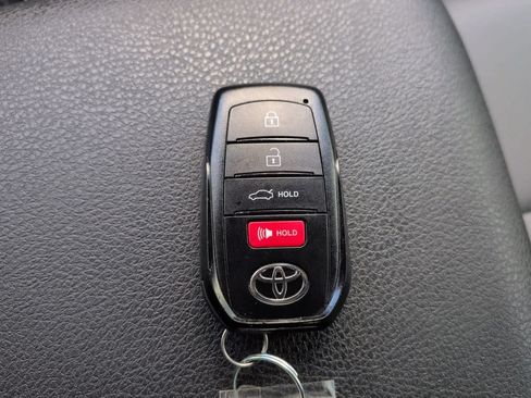 Used 2026 Toyota Camry SE FWD image 26
