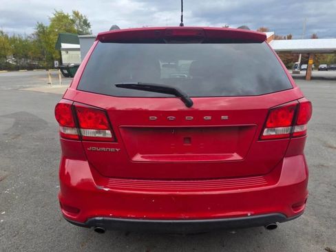 Used 2013 Dodge Journey SXT w/ Flexible Seating Group image 5