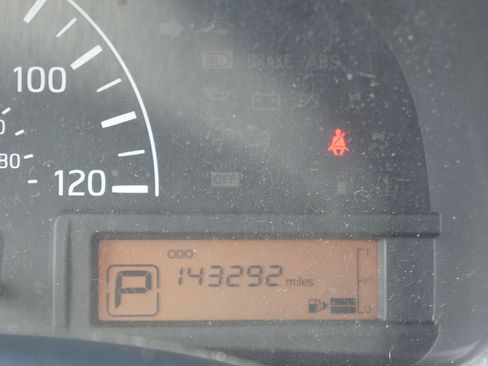 Used 2015 Nissan NV200 S w/ Back Door Glass Package image 30