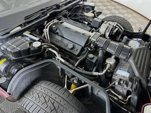 Used 1993 Chevrolet Corvette Coupe image 22