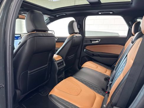Used 2024 Ford Edge Titanium w/ Titanium Elite Package AWD/4WD image 40