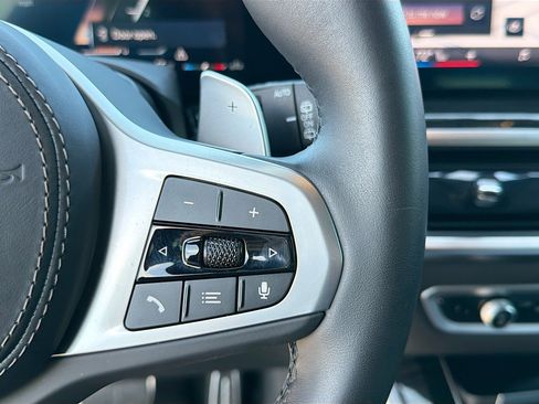 Used 2024 BMW X5 sDrive40i w/ M Sport Package image 37