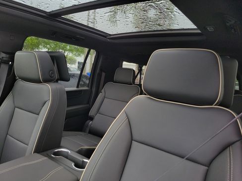 New 2026 GMC Yukon XL Elevation w/ Elevation Premium Package AWD/4WD image 22