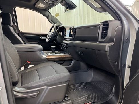 Used 2025 Chevrolet Silverado 1500 LT AWD/4WD image 27