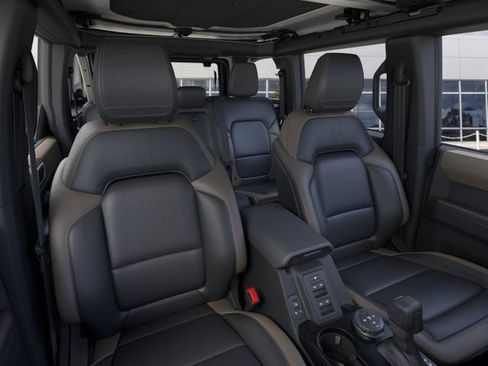 New 2026 Ford Bronco Big Bend w/ Black Appearance Package AWD/4WD image 10