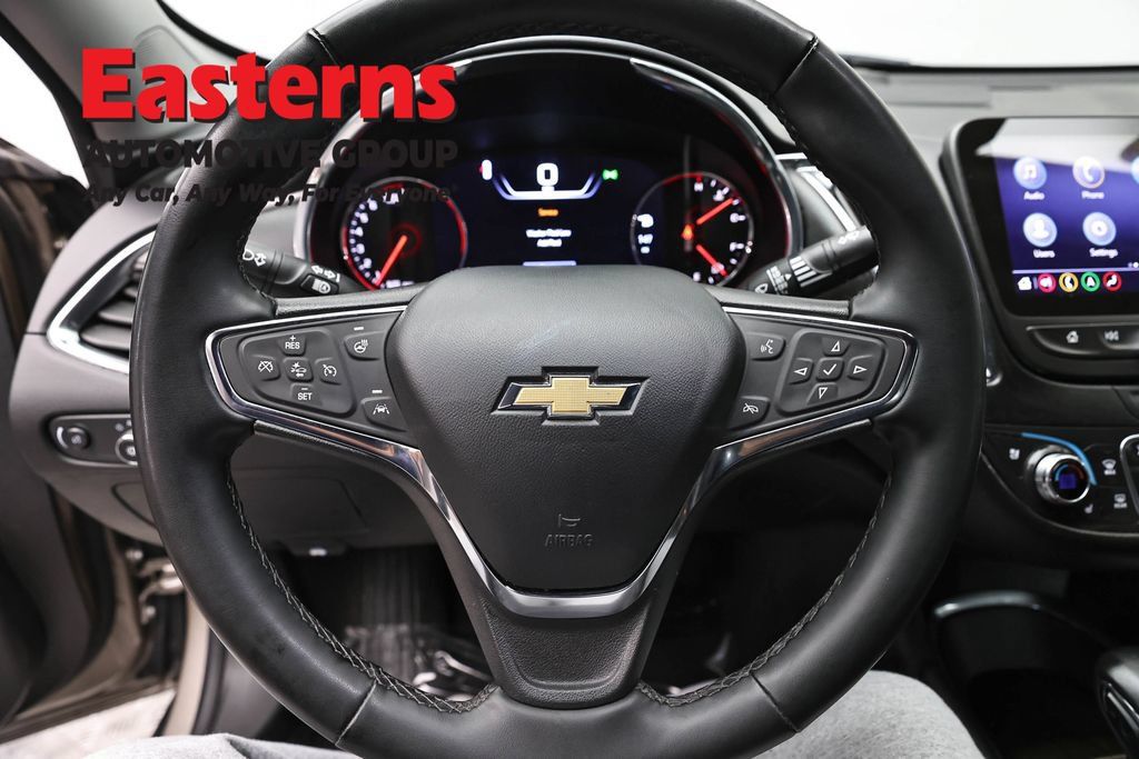Used 2024 Chevrolet Malibu LT FWD image 12
