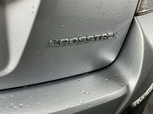Used 2022 Subaru Crosstrek 2.0i AWD/4WD image 19