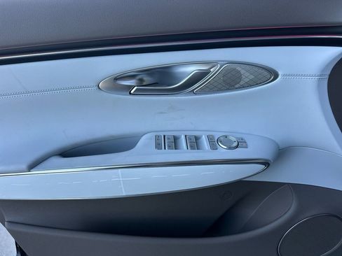 New 2026 Genesis Electrified GV70 image 11