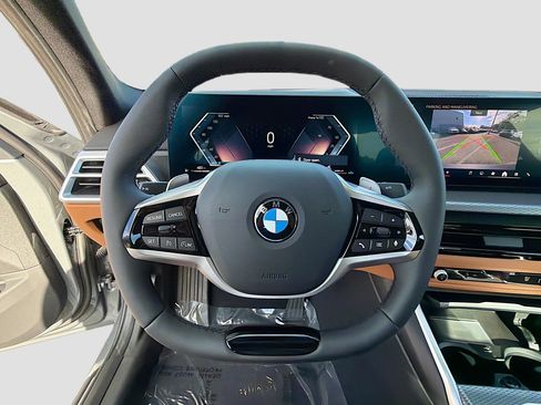 New 2026 BMW 330i xDrive Sedan w/ Convenience Package image 39