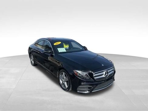 Used 2017 Mercedes-Benz E 300 4MATIC image 22